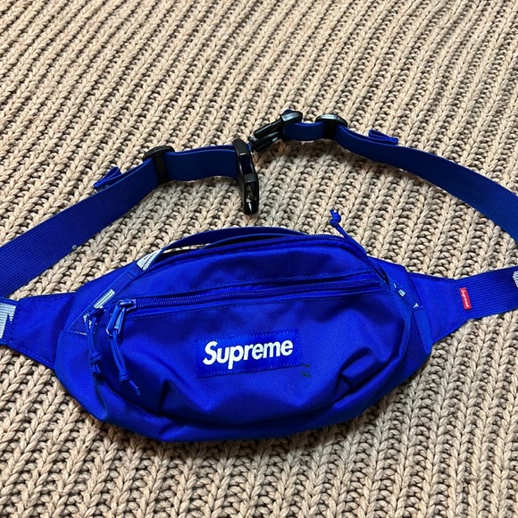 Supreme waist bag blue Supreme - Waist Bag